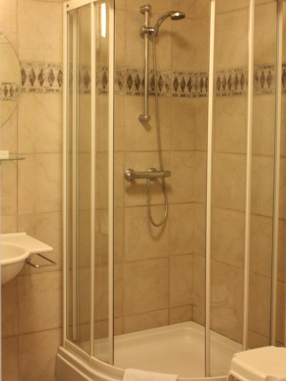Hotel De Hoefpoort Gemert Room photo